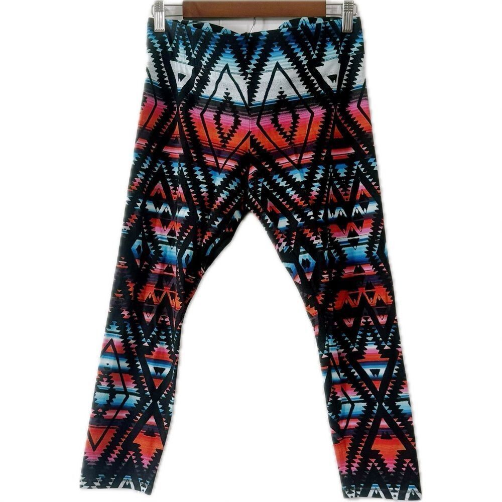 Mixit Black and Red Geometric‎ Leggings
